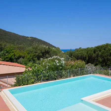 Locazione Turistica La Fonte.1 Apartment Cavo