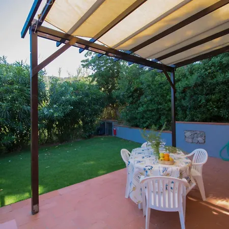 Locazione Turistica La Fonte.1 Apartment *